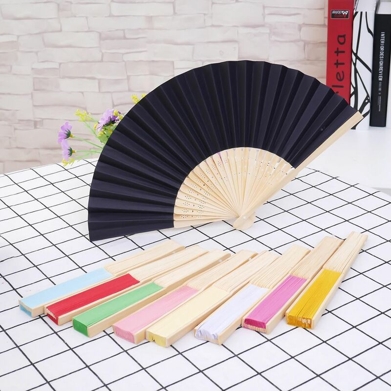 1 pz carta bambù ventaglio pieghevole a mano matrimonio personalizzato Fsahion Fans Party Decor Art Craft ventaglio di danza cinese ornamenti per la casa regali