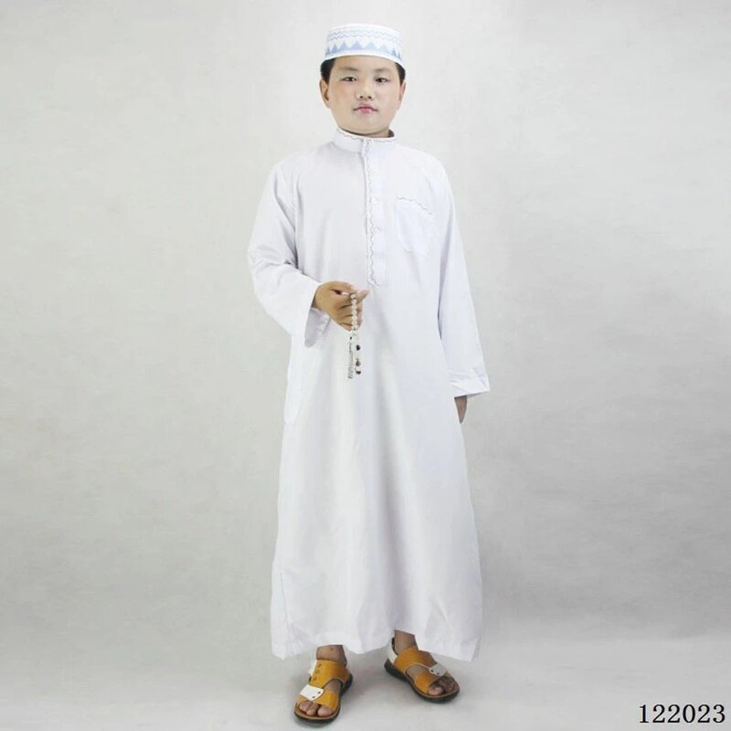 صبي مسلم رداء البوليستر مريحة جوبا توبي الإسلامية التقليدية فستان مطرز ثوب رداء أبيض رمضان الصلاة