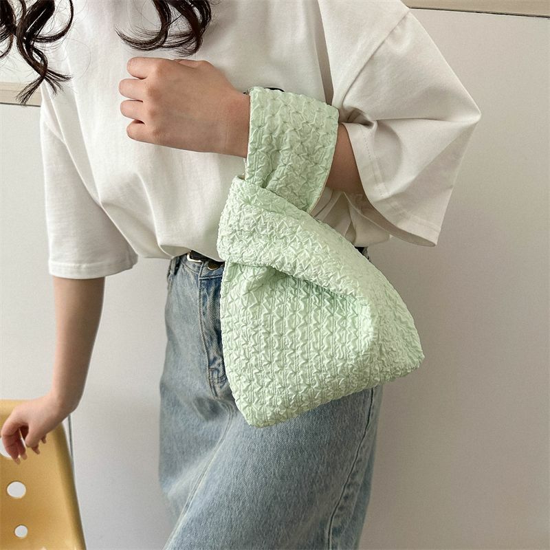 Japanese Style Casual Outside Purses and Handbags Bags for Women Fashion All-match Pleated Concise Solid Office Lady
