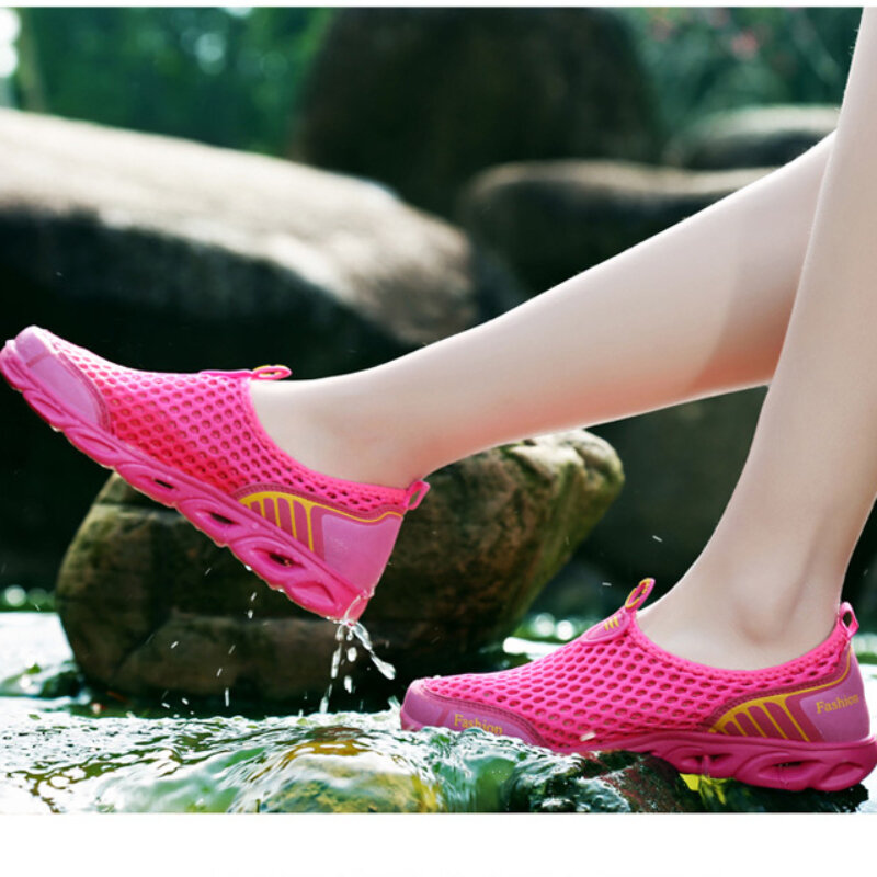 Outdoor Couple Breathable Mesh Hiking Shoes Fashion Light Slip on Casual Shoes for Men and Women Platform Wading Shoes Sneakers