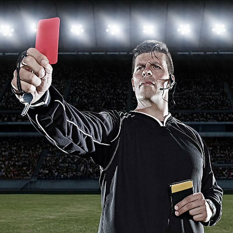 Cartões vermelhos e amarelos do árbitro do futebol do PVC, ferramenta do árbitro do futebol, aviso e ejeção cartões