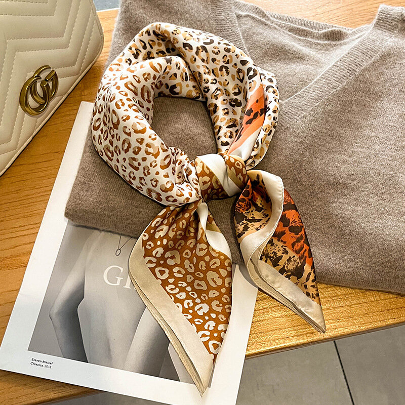 Women Silk Scarf 70*70cm thin style Scarfs Print Cat Star Leopard Shawls And Scarves 2022 Square Scarves Muslim Headscarf