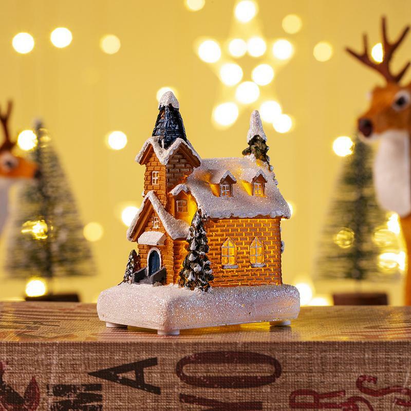 Beleuchten Weihnachts dorf glühendes Weihnachts kabinen haus mit LED-Lichtern Weihnachts mann geschenke Ornamente leuchtendes Hausharz