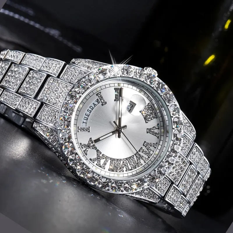 Reloj chapado en oro de 18K para hombre y mujer, cronógrafo de cuarzo con diamantes Aaa de lujo, estilo Hip Hop, doble calendario