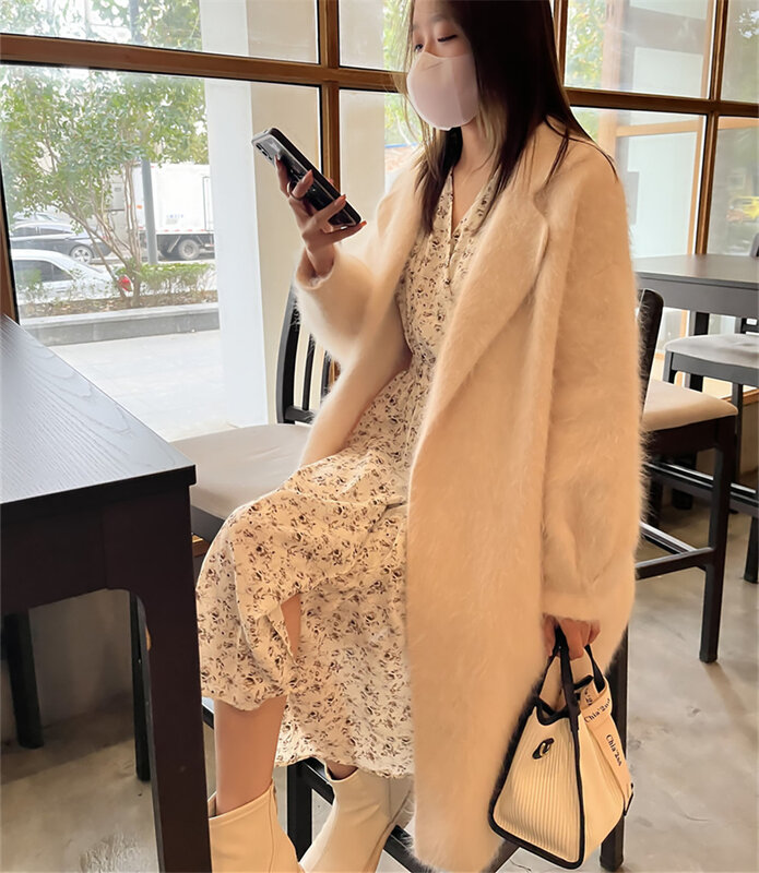 Delicate imported long fur fur coat, vintage, loose and casual, 2022 winter new style