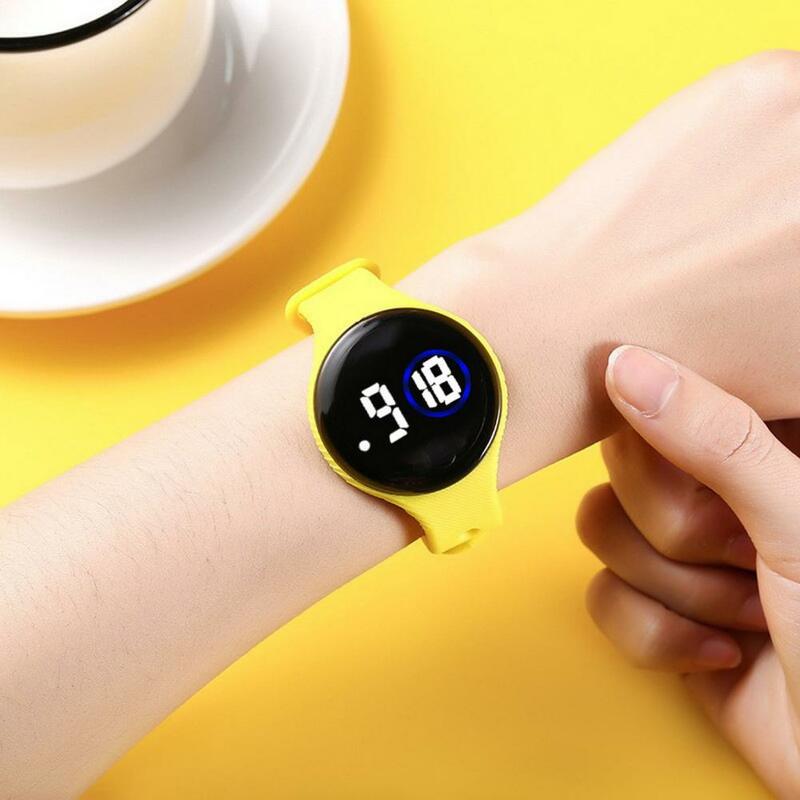 Cyfrowy zegarek dla dzieci okrągła tarcza zegarek wodoodporny silikonowy pasek dla dzieci studentów zegarek na rękę bransoletka zegarki cyfrowe