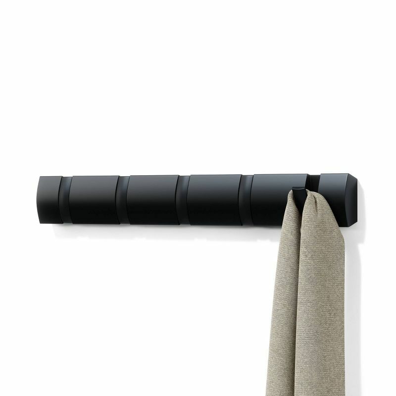 Откидная настенная вешалка для пальто с 5 крючками черного цвета для удобного хранения