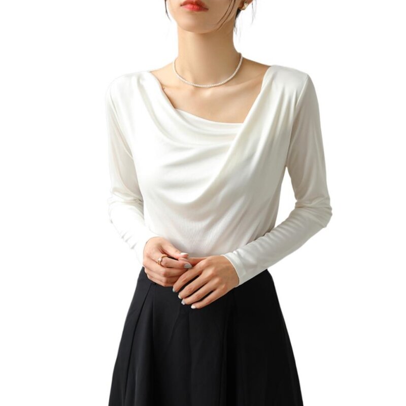 Рубашка женская однотонная атласная с длинным рукавом и асимметричным воротником
