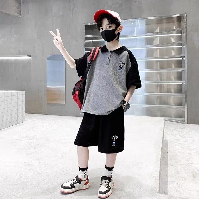 Комплект для мальчиков из футболки и шортов с лацканами, в Корейском стиле