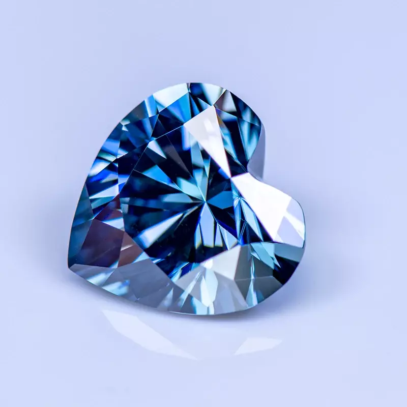 قطع قلب الماس المويسانيتي ، VVS1 للأحجار الكريمة والمجوهرات ، مادة للقلادات والأقراط مع شهادة GRA ، اللون الأزرق الملكي
