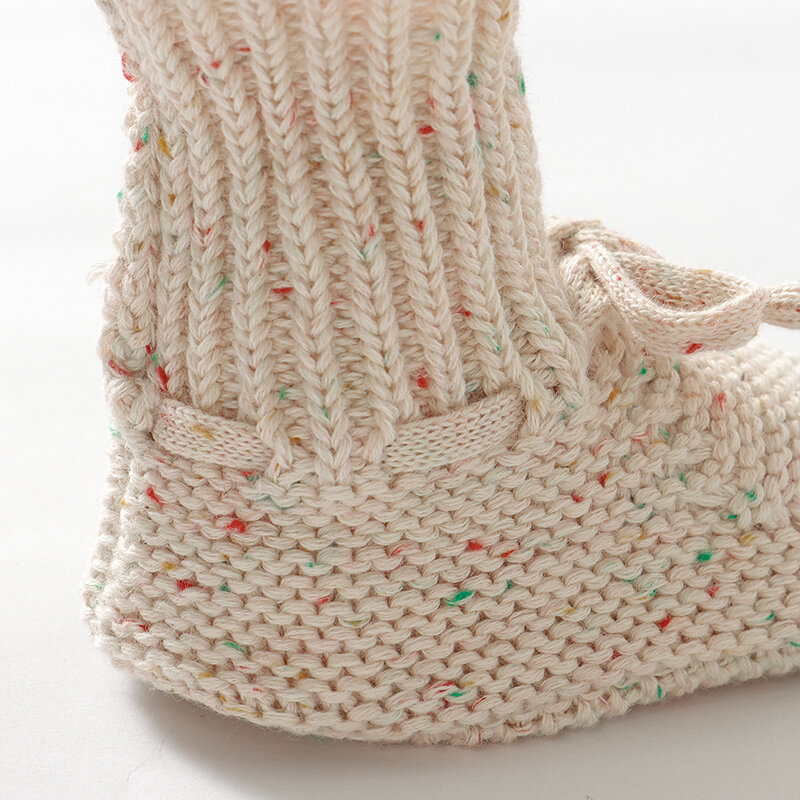 Chaussures en coton tricotées à enfiler pour bébé, chaussures faites à la main pour tout-petits, bottes pour nouveau-nés filles et garçons, chaussettes chaudes solides pour bébé, mode, 0-18M