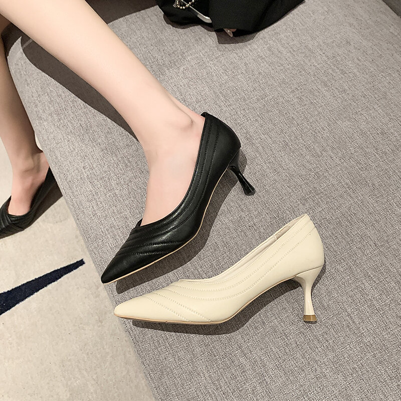 Zapatos puntiagudos de corte poco profundo para mujer, finos y tacones altos, zapatos de trabajo de primavera famosos de Internet, nuevos