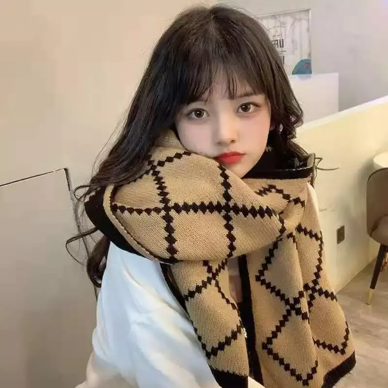 Winter warmer Schal lächelndes Gesicht Plaid Schal für Männer und Frauen Herbst und Winter koreanische Version vielseitige süße Mädchen Strick hals