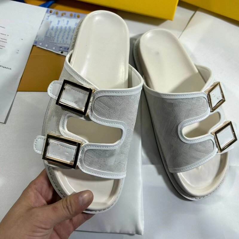 Mules monocromáticas para mujer, chanclas de cuero con doble botón, zapatos de diseñador, novedad de 2023