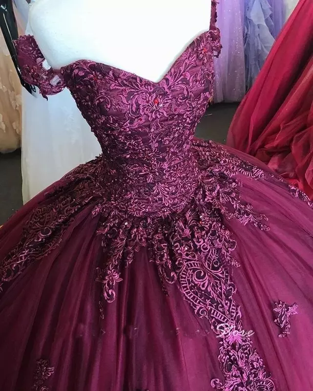 Ball Gown Tulle Quinceanera Dress Off the Shoulder Beaded Sweet 16 Prom Gowns Vestidos De 15 Años Custom Made