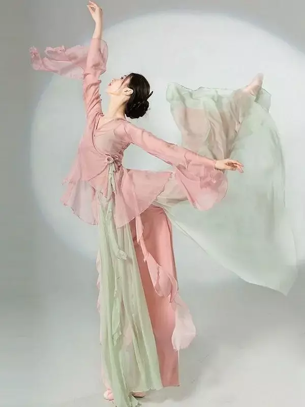 กระโปรงผ้าชีฟองสำหรับการแสดงบนเวทีกระโปรงสไตล์จีนผ้าไหลชุดเดรสเต้นรำสไตล์คลาสสิกของจีน