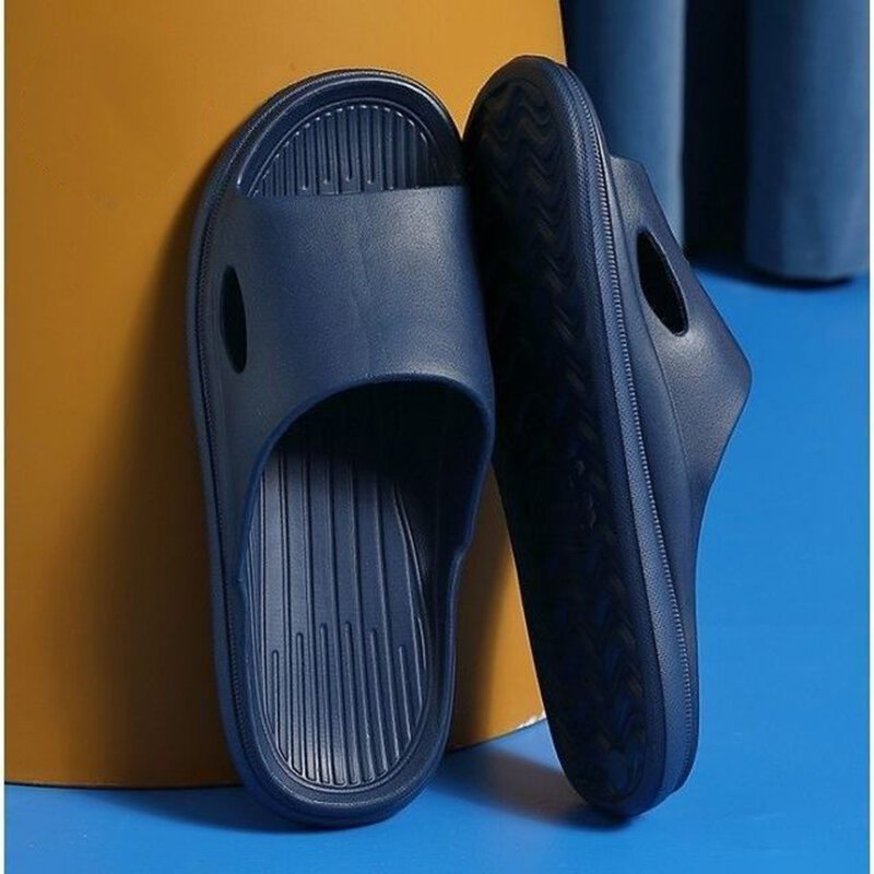 Plataforma antiderrapante Flip Flop para homens e mulheres, sola macia grossa, sandálias de banheiro interno Eva, chinelos domésticos, chinelos de nuvem, moda