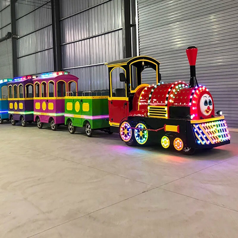 Passeios do trem Trackless elétrico para crianças e adultos, parque de diversões exterior do shopping do carnaval, trem pequeno do turista