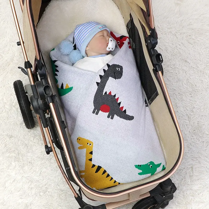 Koc dla noworodka 100% dzianina bawełniana niemowlę dziewczynka chłopiec łóżeczko w kratę Cute Cartoon dinozaur 100*80CM wózek do pieluch Super miękkie