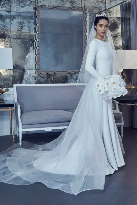 Flavinke elegante O-Ausschnitt Langarm Knopf Satin Brautkleider Plissee weiß Sweep Zug Meerjungfrau Brautkleider für Frauen