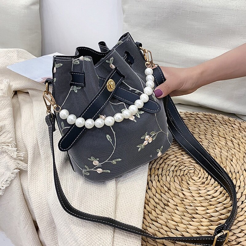 Bolso de mensajero de un hombro que combina con todo para mujer, bolso de mano de viaje de moda con cadena