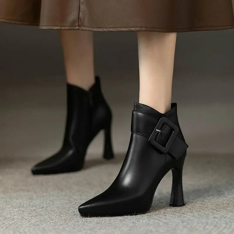 Новинка 2022, модные женские ботинки, однотонсветильник, на молнии, темпераментные зимние женские ботинки на высоком каблуке с острым носком