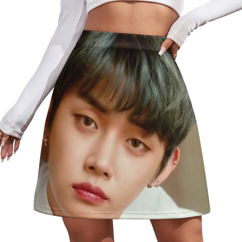 TXT Yeonjun-Mini jupe en jean pour femme, tenue de festival pour femme, chat et chien
