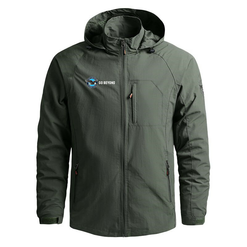 メンズミリタリースタイルのジャケット,新しい高品質のフード付きジャケット,登山用の複数のポケット,2024