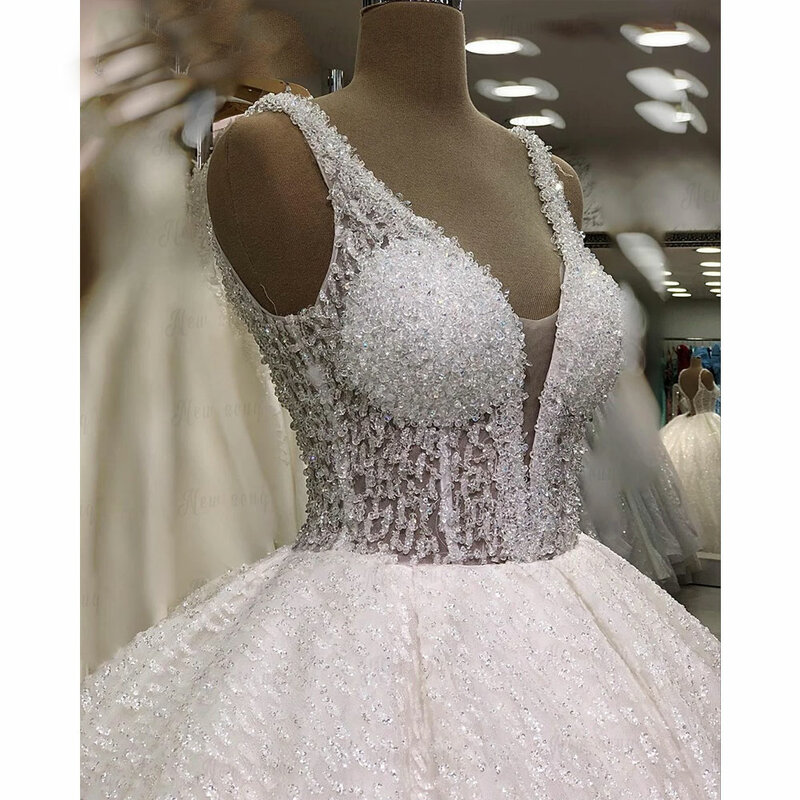 Gaun pernikahan manik-manik penuh berkilau gaun pesta putri tanpa lengan leher V 2024 mewah untuk pengantin Dubai Vestido De Casamento