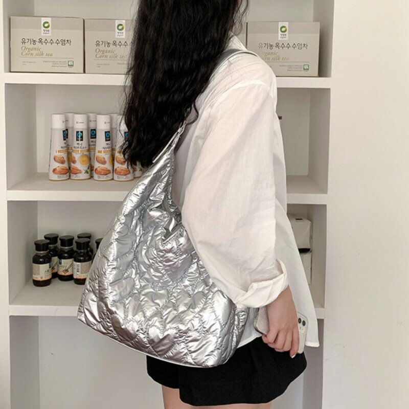 Tote bordado coração feminino, bolsa de ombro prateada de luxo coreana, grande capacidade, bolsa de nuvem macia, moda, 2024