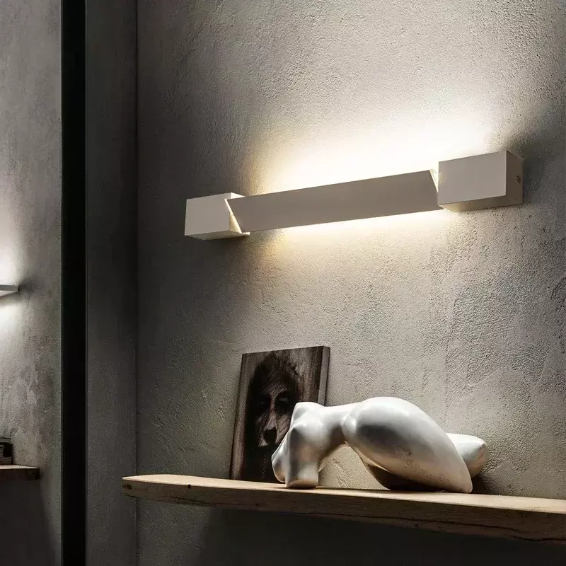 Nowoczesny minimalizm designerskie lampy ścienne Nordic Aluminium długie obrotowe światła Led do salonu do domu w restauracji do sypialni