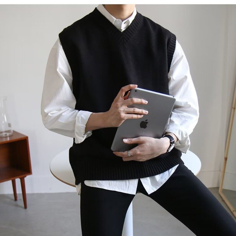 Sweater Vest Heren Eenvoudige All-Match V-Hals Effen Mouwloze Mannelijke Tops Basic Gezellig Koreaanse Stijl Ins Vrijetijdsgebonden Plus Size M-3XL