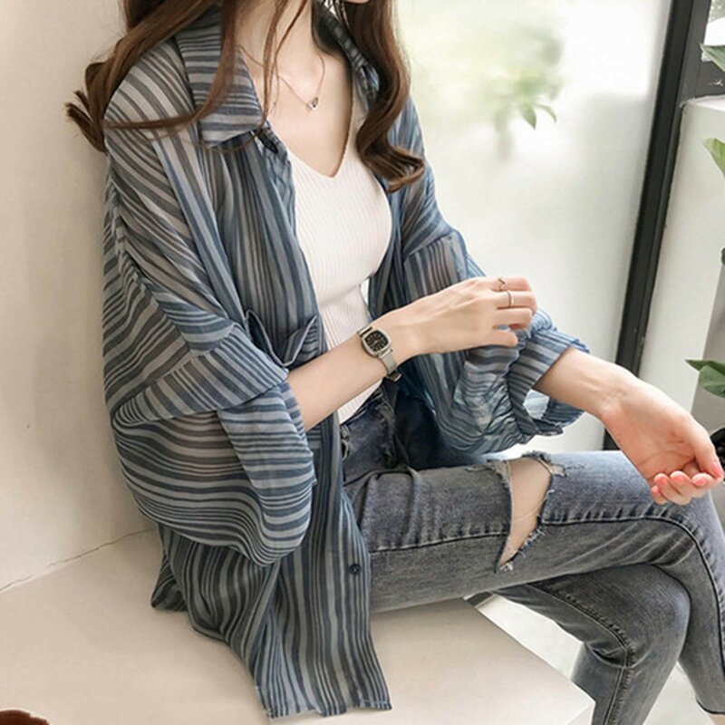 Korean Fashion Version Loose Long Sleeve Striped Shirt Ladies Chiffon Cardigan Solid Color Bishop Sleeve Sunscreen Shirt Jacket