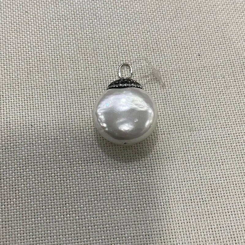 Natural Shell Round Pendant Set with Rhinestones Charm Elegant Jewelry Making DIY Necklace Earrings Jewelry Accessories 17x32mm