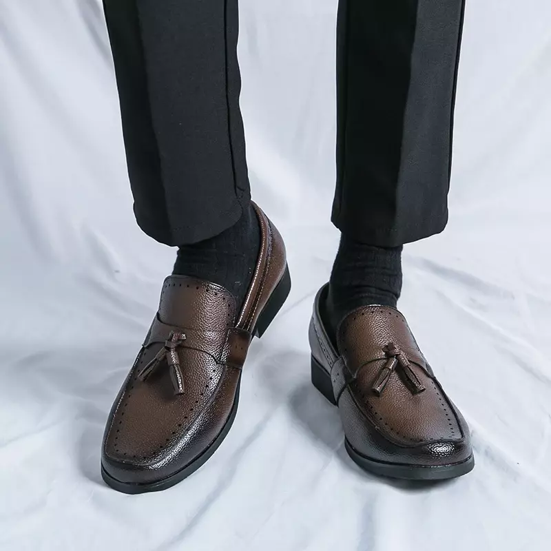 Hot Selling Heren Loafers Europa Amerika Zachte Zolen Comfortabele Hoge Kwaliteit Platte Schoenen Heren Vrijetijdsschoenen