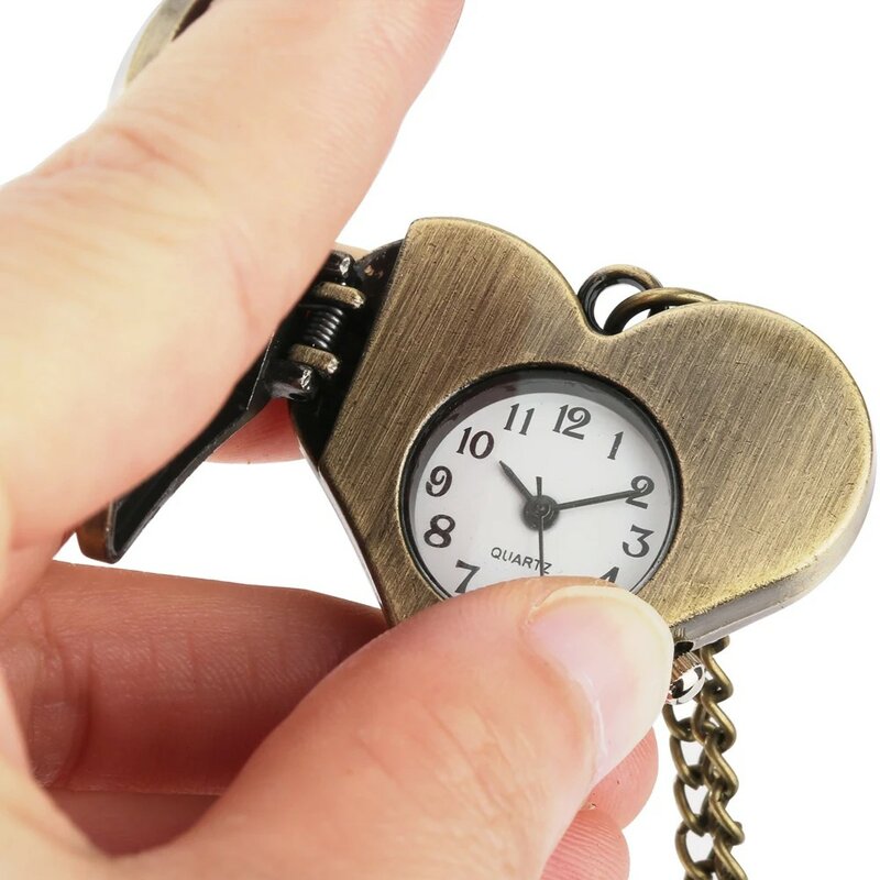 Popularny torba w stylu Retro zegarek dla chłopców i dziewcząt, pusty zegarek kieszonkowy w kształcie serca, naszyjnik wisiorek, wisząca klatka piersiowa