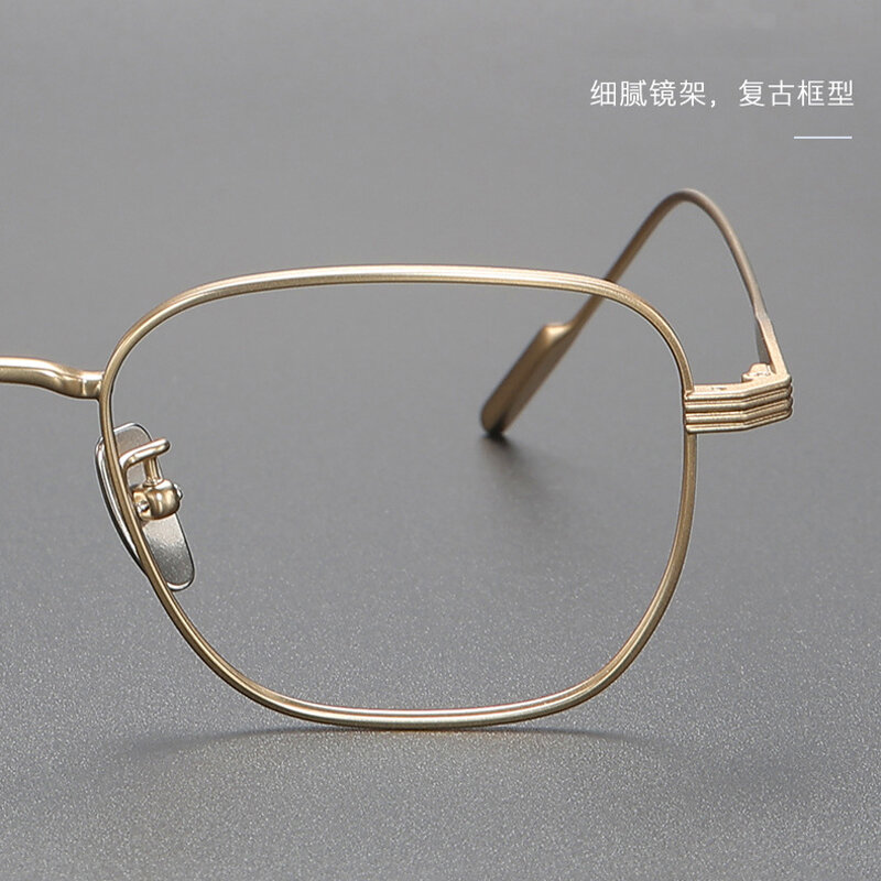 Montura de gafas ópticas de titanio para hombres y mujeres, gafas de negocios ultraligeras, gafas cuadradas para computadora, marca de lujo Vintage, alta calidad
