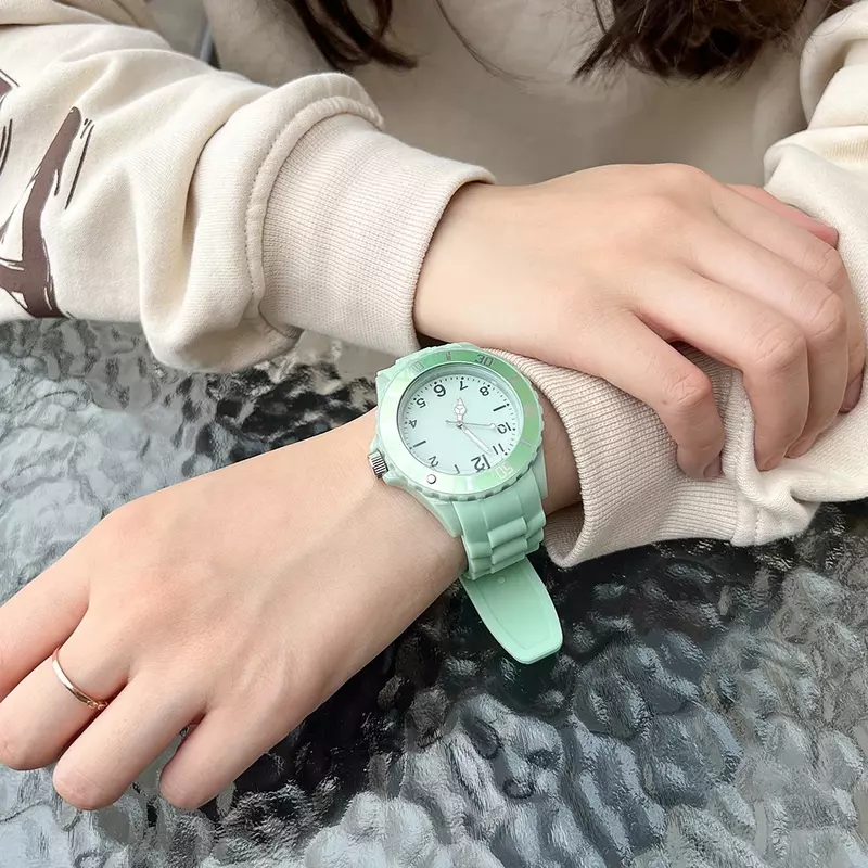 Moda relógios casuais silicone senhora relógio de quartzo estudante feminino clássico do vintage relógio eletrônico estudante casal relógios de pulso