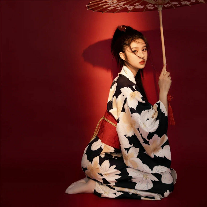 Kimono kardigan Jepang wanita Kimono blus kemeja Cosplay Jepang Yukata wanita pakaian fotografi pantai musim panas Kimono 2024