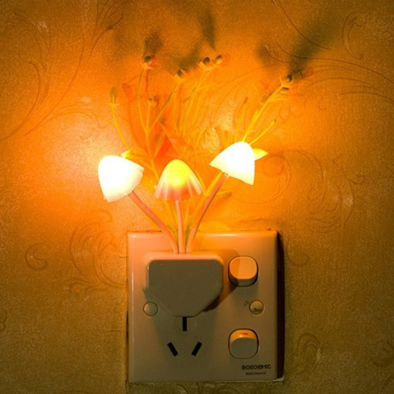 LED lampka nocna z czujnikiem sterowania noc lampa ue wtyczką amerykańską w światło ścienne 110V-220V 3 LED grzyby noc światła dla dzieci sypialnia