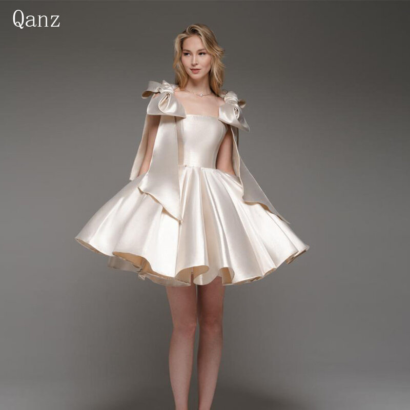 Qanz 여성용 샴페인 짧은 무도회 드레스, 활 스트랩 새틴 스트랩리스 졸업 원피스, 레이스업 백 A 라인 생일 원피스, 2024