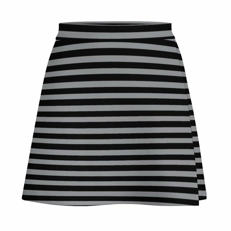 黒とグレーの横縞模様のクラシックなストライプのパターンceccaデザインのミニスカート女性用スカート2023トレンドスカートショーツ