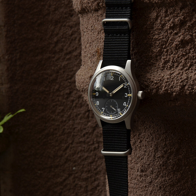 Baltany Dirty Dozen Coleção Vintage Quartz 36mm Min Relógio De Pulso Pequenos Segundos VD78 Mover Luminoso 100M Relógio À Prova D 'Água Para Homens