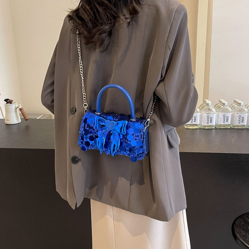 女性用スパンコールショルダーバッグ,y2kの小さなデザイナーバッグ,韓国のファッション,チェーンと財布,トレンディなクロスオーバーバッグ,2024