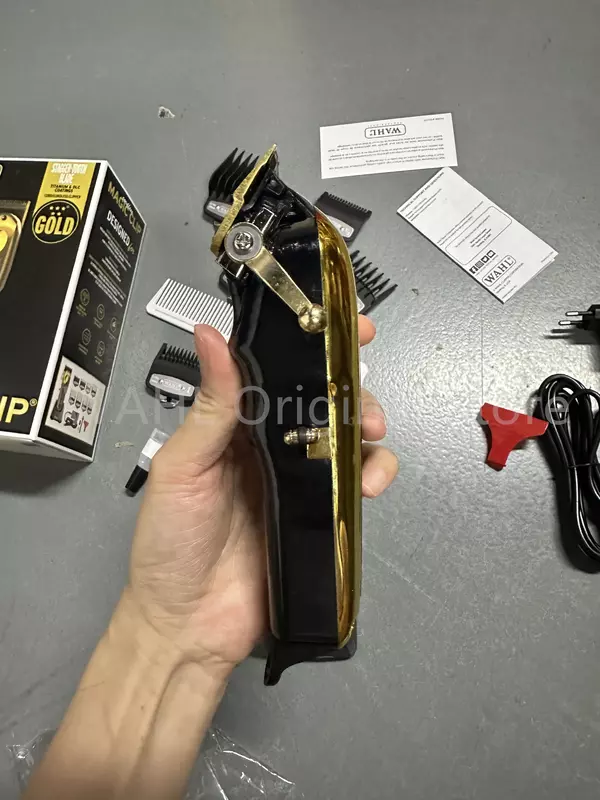 Original WahI 5 Star 8148 gold Magic Clip Gold Limited Edition Professional Cord/Cordless Hair Clipper with Charging base