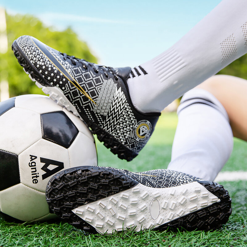 أحذية كرة القدم عالية الكاحل للأطفال ، أحذية كرة القدم المهنية ، المرابط كرة القدم العشب ، أحذية خمسة جوانب للرجال