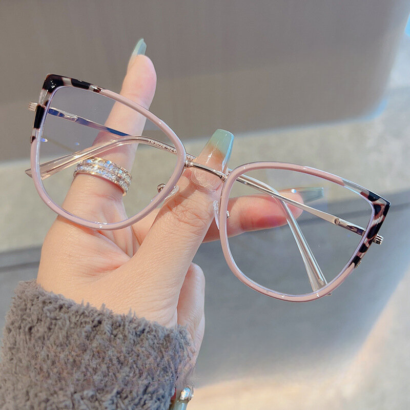Metal Eyeglasses Frame for Women Vintage Big Shape Glasses Frame Lady Stainless Steel Glasses Ins Style Eyewear Wholesale