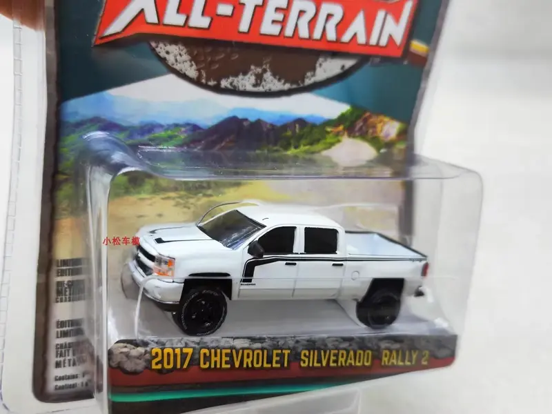 รถของเล่นแบบจำลองโลหะผสมหล่อจาก Chevrolet Silverado Rally 2สำหรับ W1241เก็บของขวัญ1:64 2017