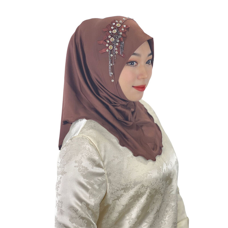 Malezyjska chusta na głowę kokarda z frędzlami i diamentami damska chusta z koralikami czapka etniczna szalik na głowę jednoczęściowa Amira Instant Wrap na gotowe