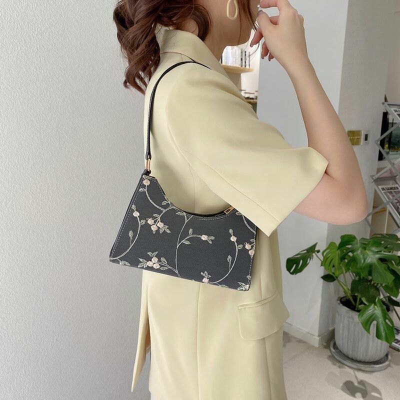 Casual Sweet Flower Small Handbag PU Leather Embroidery Women Underarm Bag Korean Handbag Mini Messenger Bags Shoulder Bags